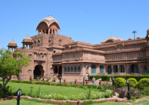 chandra mahal hotel